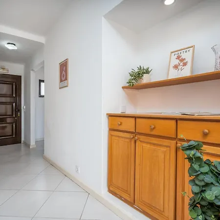 Sunny Flat With A Balcony & Pool By Hostwise Daire *