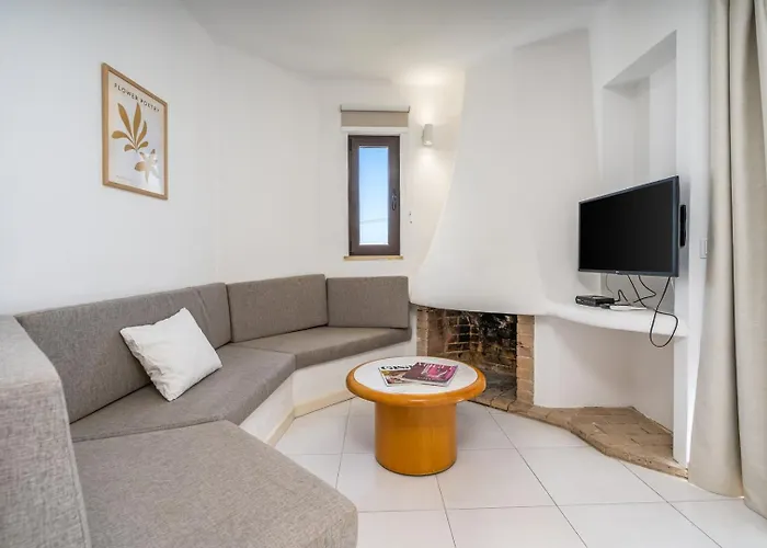 Sunny Flat With A Balcony & Pool By Hostwise Apartment Albufeira