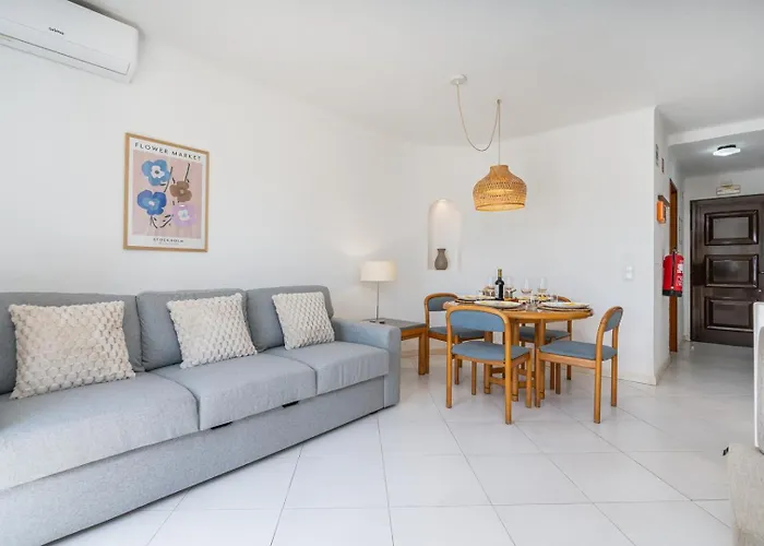 Sunny Flat With A Balcony & Pool By Hostwise * Albufeira